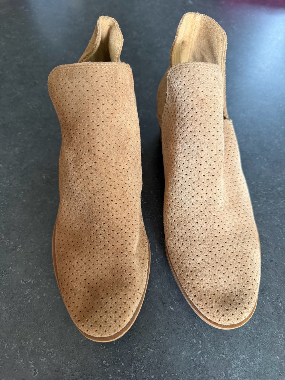 Lucky Brand Tan Suede Perforated Cutout Ankle Booties Western Boho